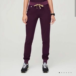 Figs Regular Zamora Deep Purple XS NWOT